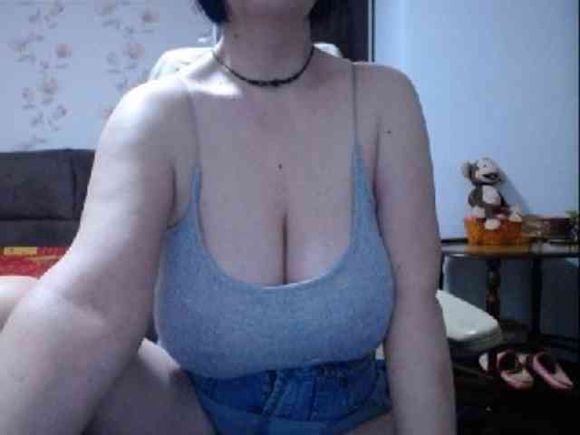 mary-x webcam