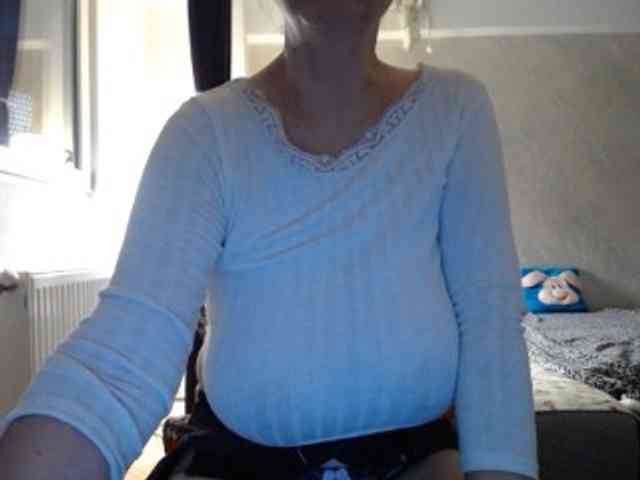 mary-x webcam