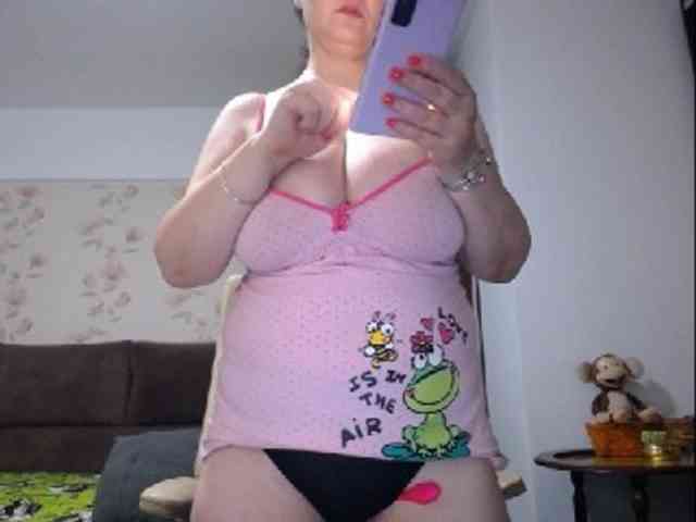 mary-x webcam