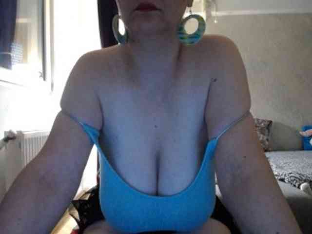 mary-x webcam