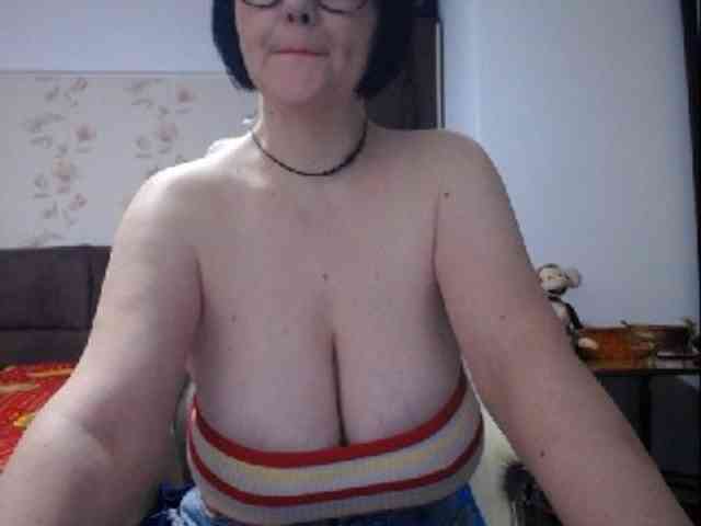 mary-x webcam