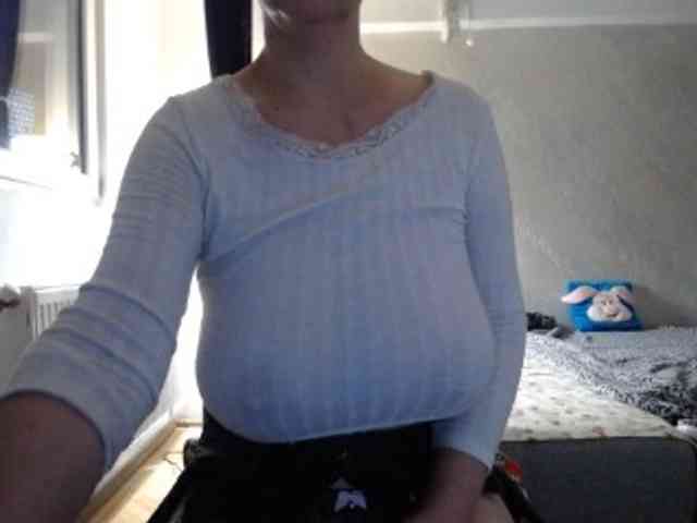 mary-x webcam