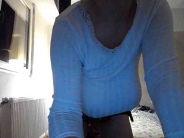 mary-x webcam