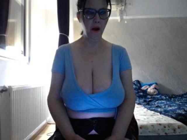 mary-x webcam