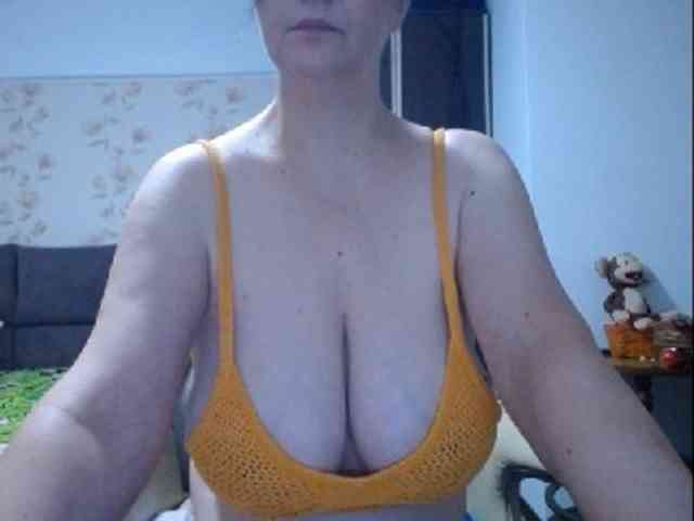 mary-x webcam