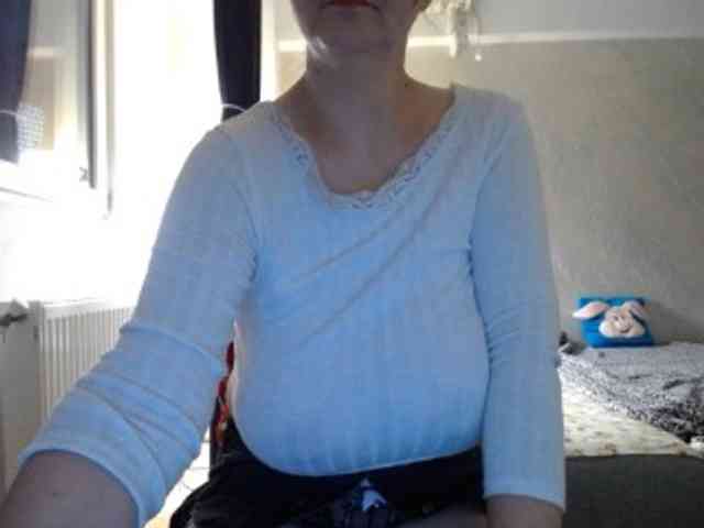 mary-x webcam