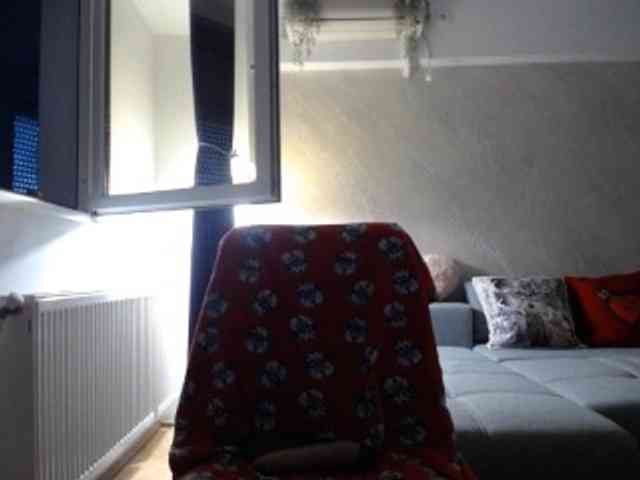 mary-x webcam