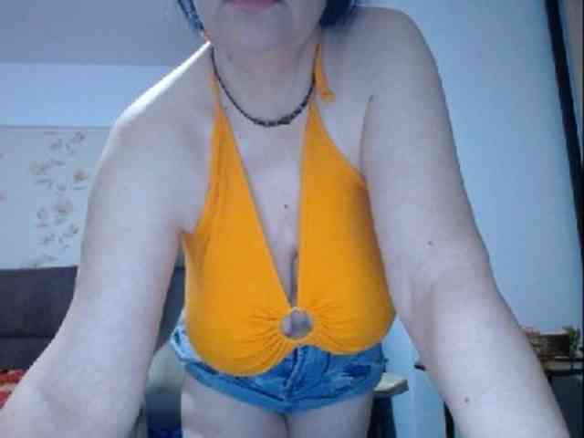 mary-x webcam