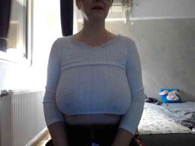 mary-x webcam