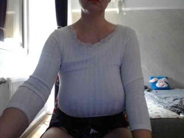 mary-x webcam