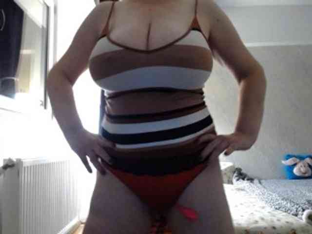 mary-x webcam