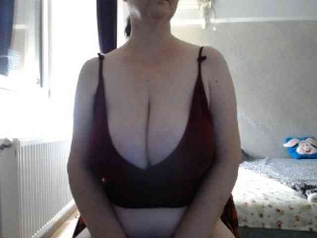 mary-x webcam