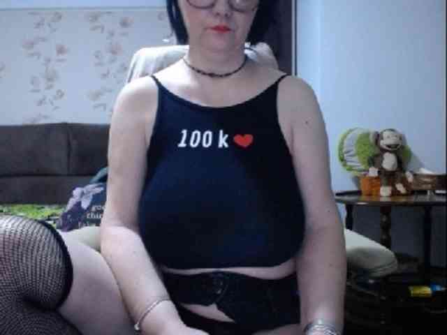 mary-x webcam