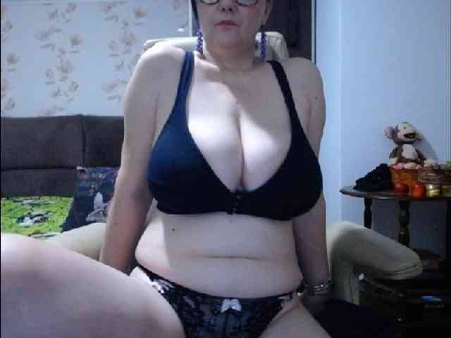 mary-x webcam