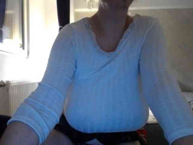 mary-x webcam