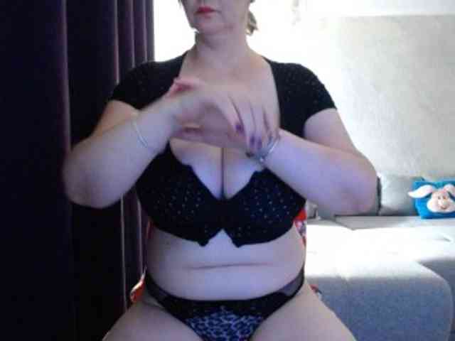 mary-x webcam