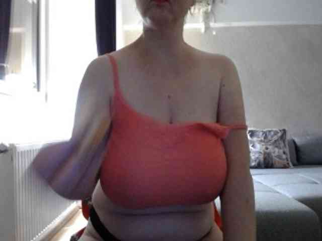 mary-x webcam
