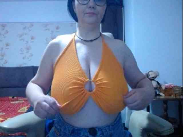 mary-x webcam