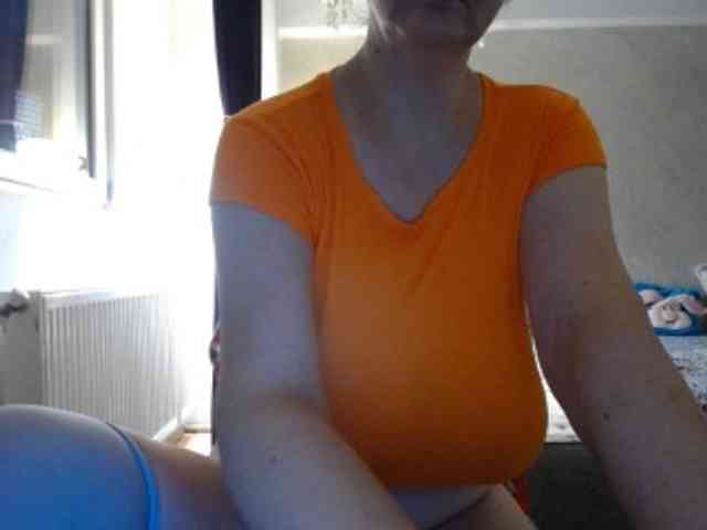 mary-x webcam