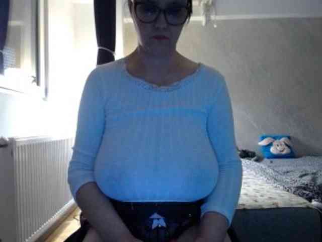 mary-x webcam