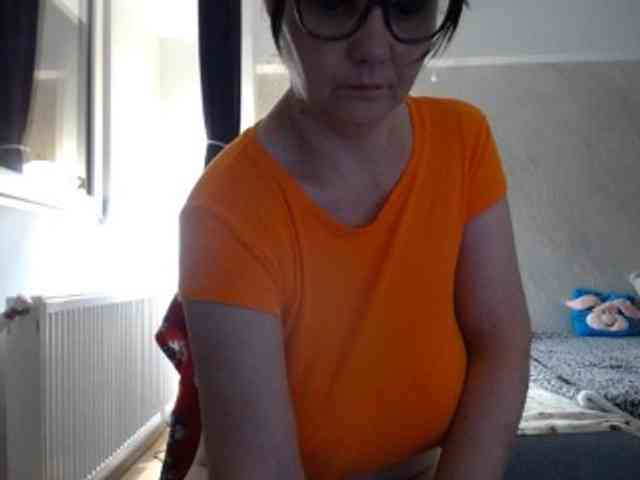 mary-x webcam