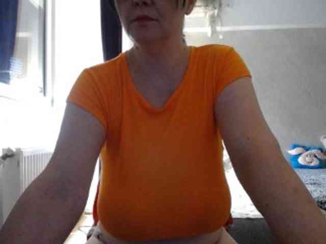 mary-x webcam