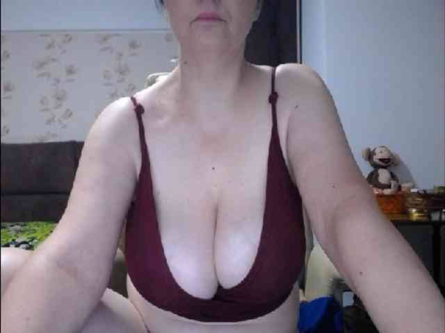 mary-x webcam
