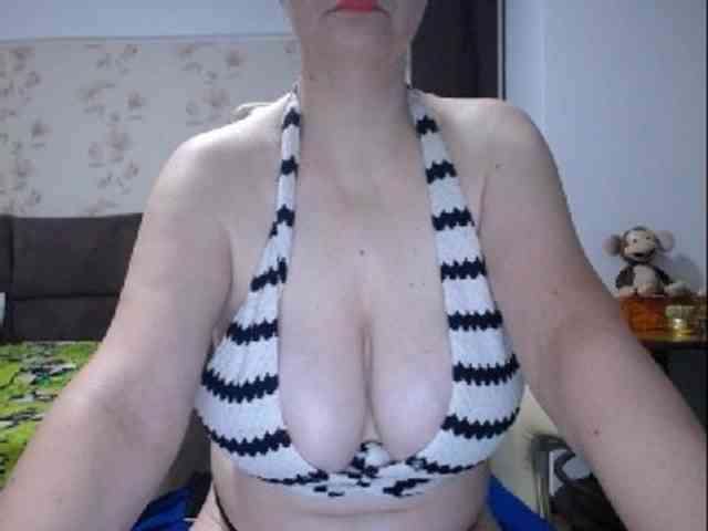mary-x webcam