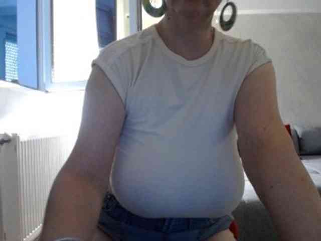 mary-x webcam