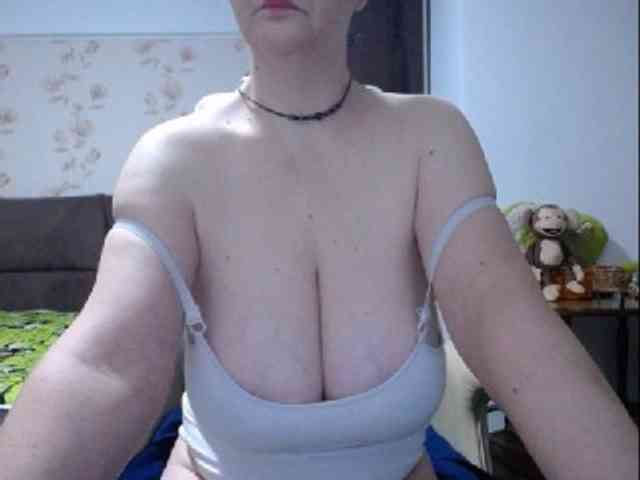mary-x webcam