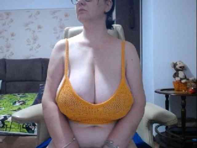 mary-x webcam