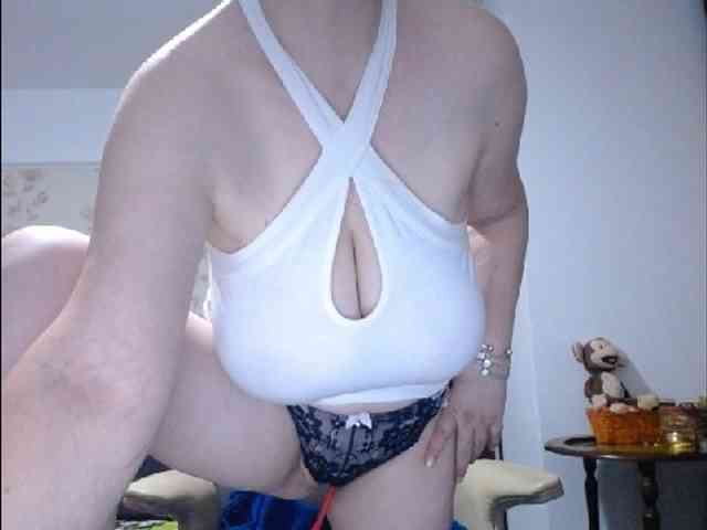 mary-x webcam