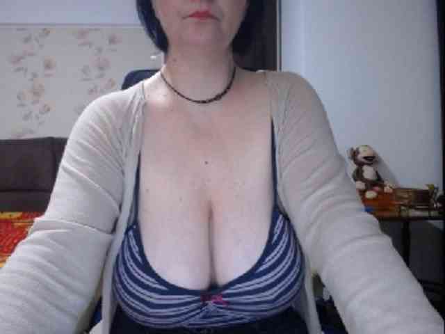 mary-x webcam