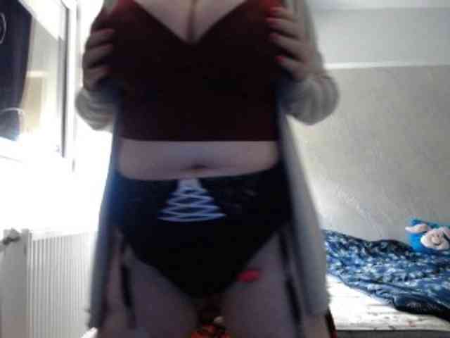mary-x webcam
