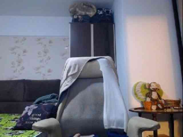 mary-x webcam
