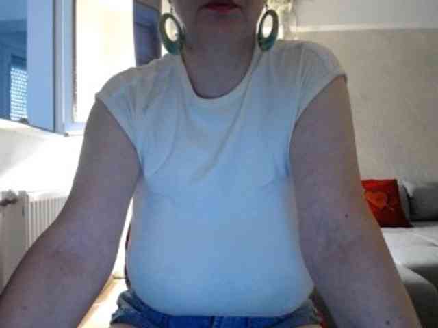 mary-x webcam