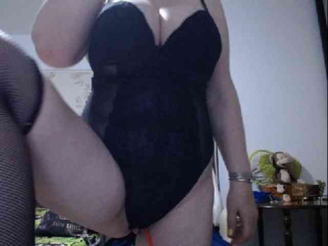 mary-x webcam