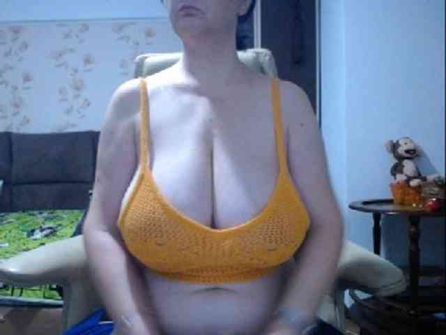 mary-x webcam