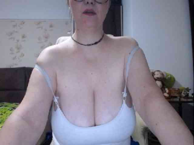 mary-x webcam