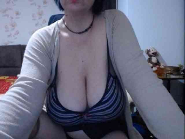 mary-x webcam
