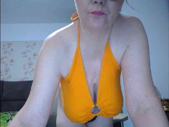 mary-x webcam