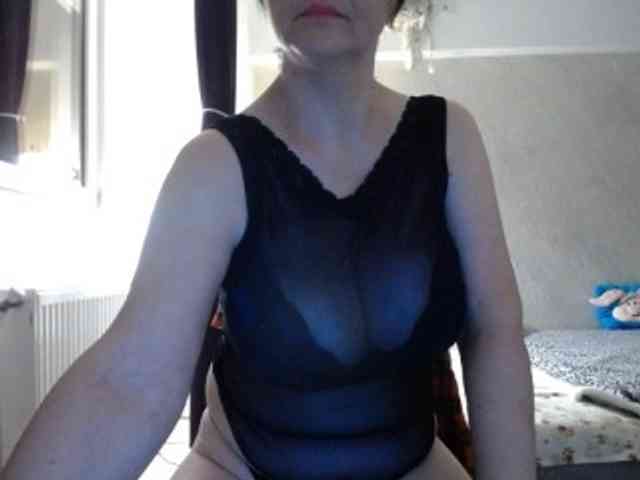 mary-x webcam