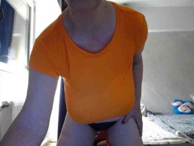mary-x webcam