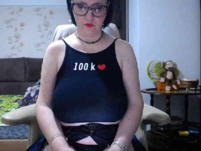 mary-x webcam