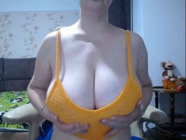 mary-x webcam