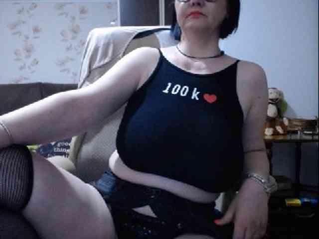mary-x webcam