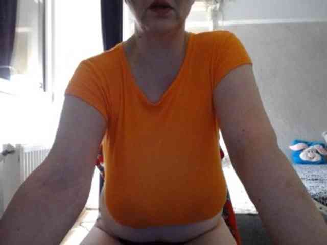mary-x webcam