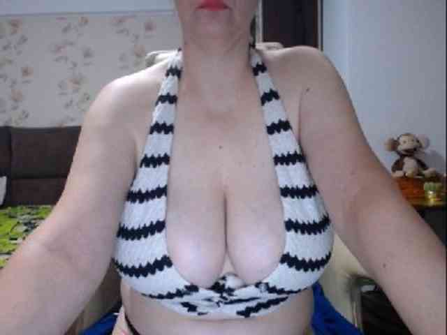 mary-x webcam