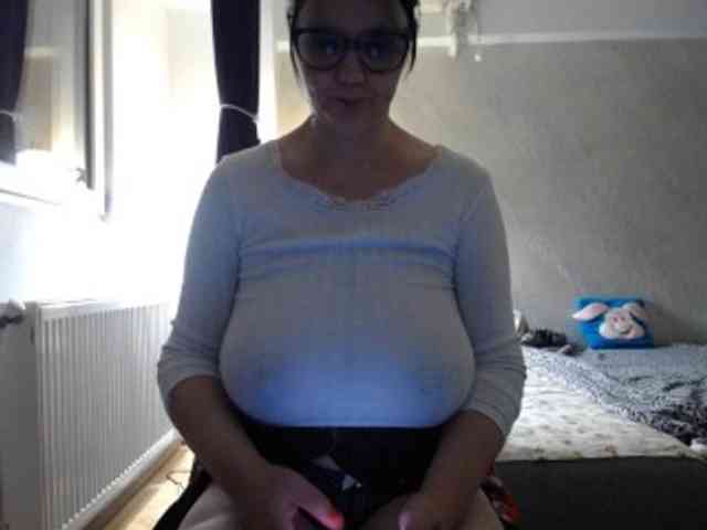 mary-x webcam