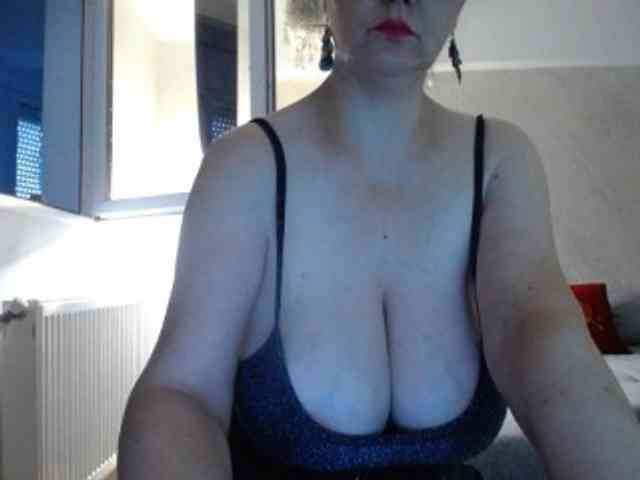 mary-x webcam